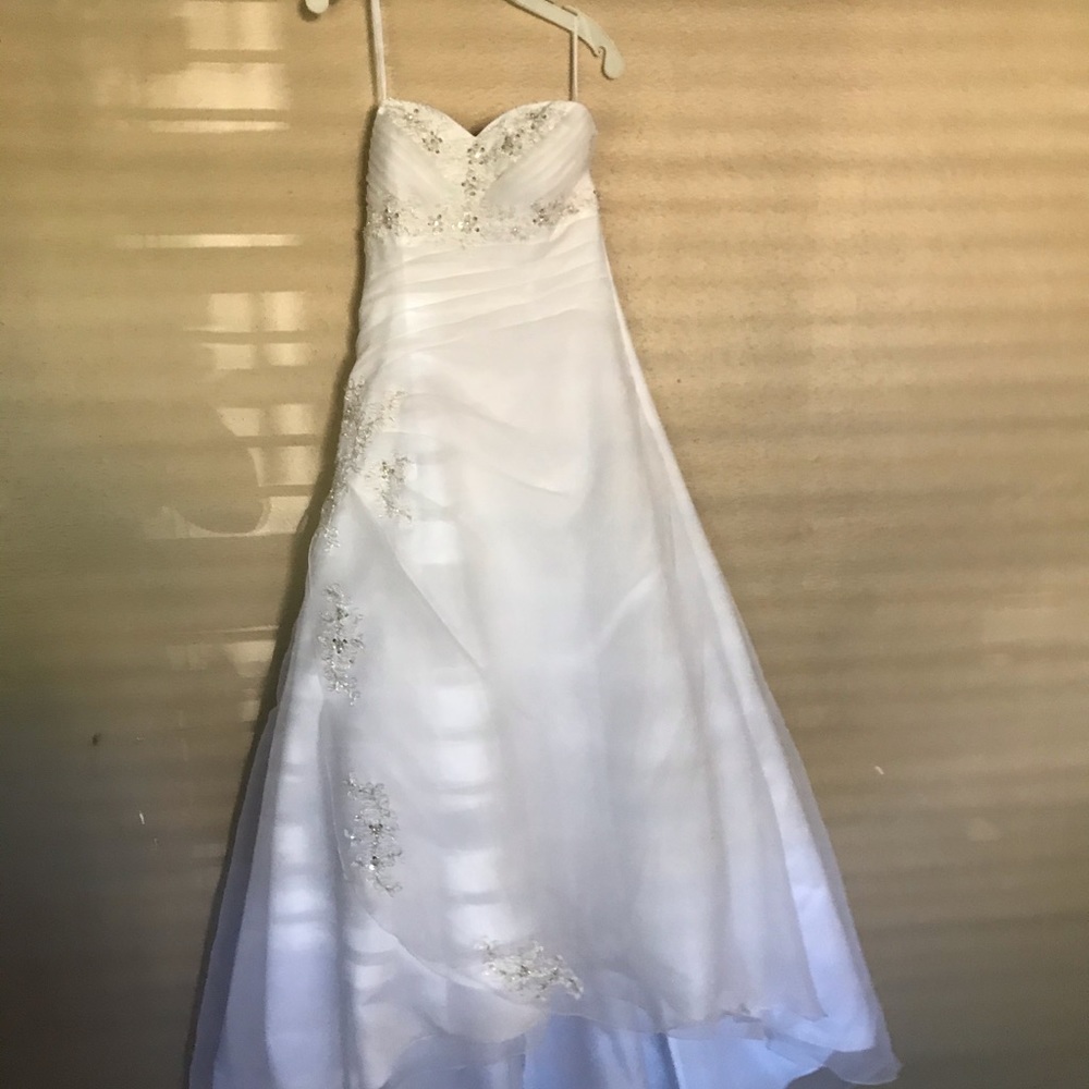 Sweet heart wedding dress with veil